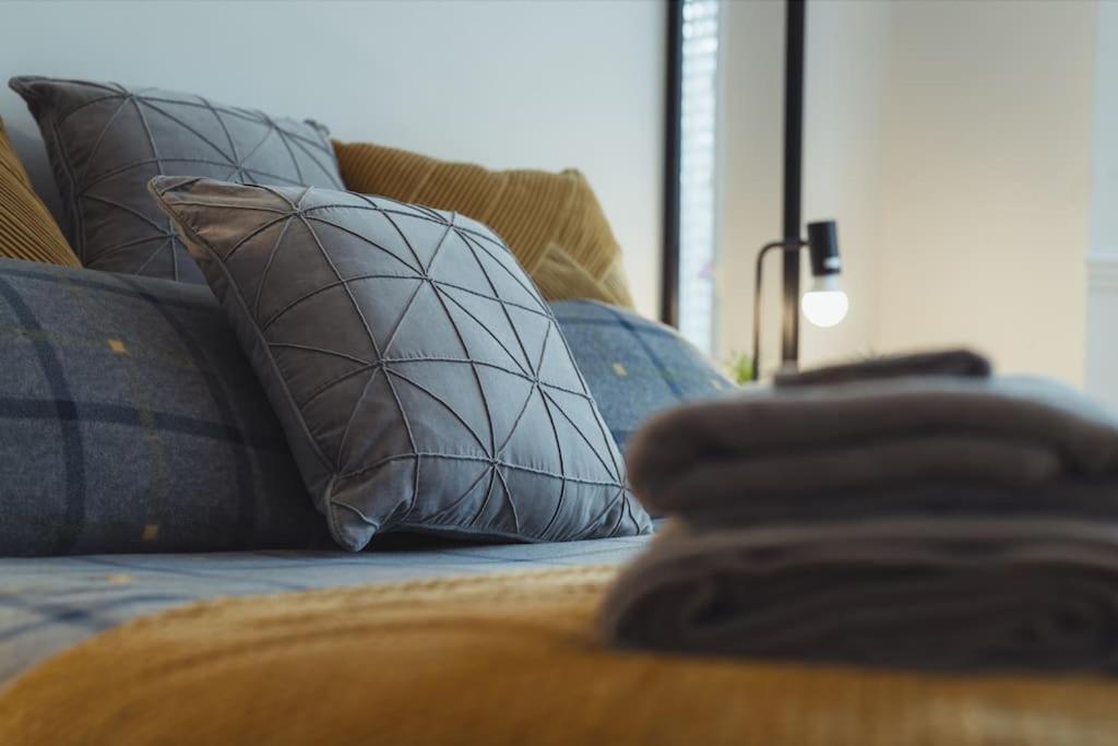 Apartamento 1 Bed - Wifi - Pet Friendly - Harrow Exterior foto