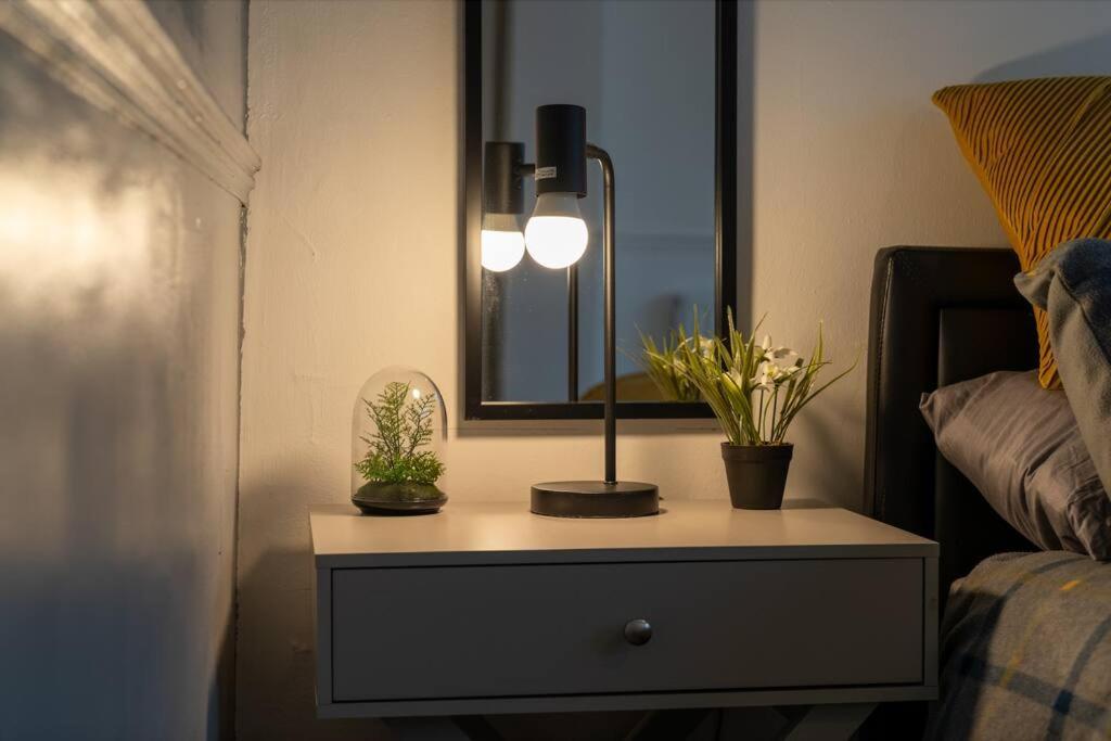 Apartamento 1 Bed - Wifi - Pet Friendly - Harrow Exterior foto